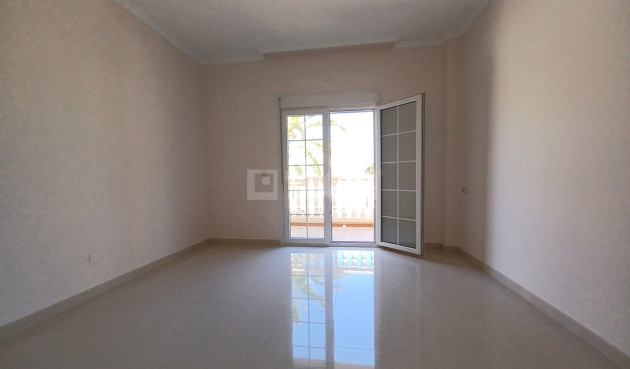 Odsprzedaż - Villa - Cabo Roig - Costa Blanca