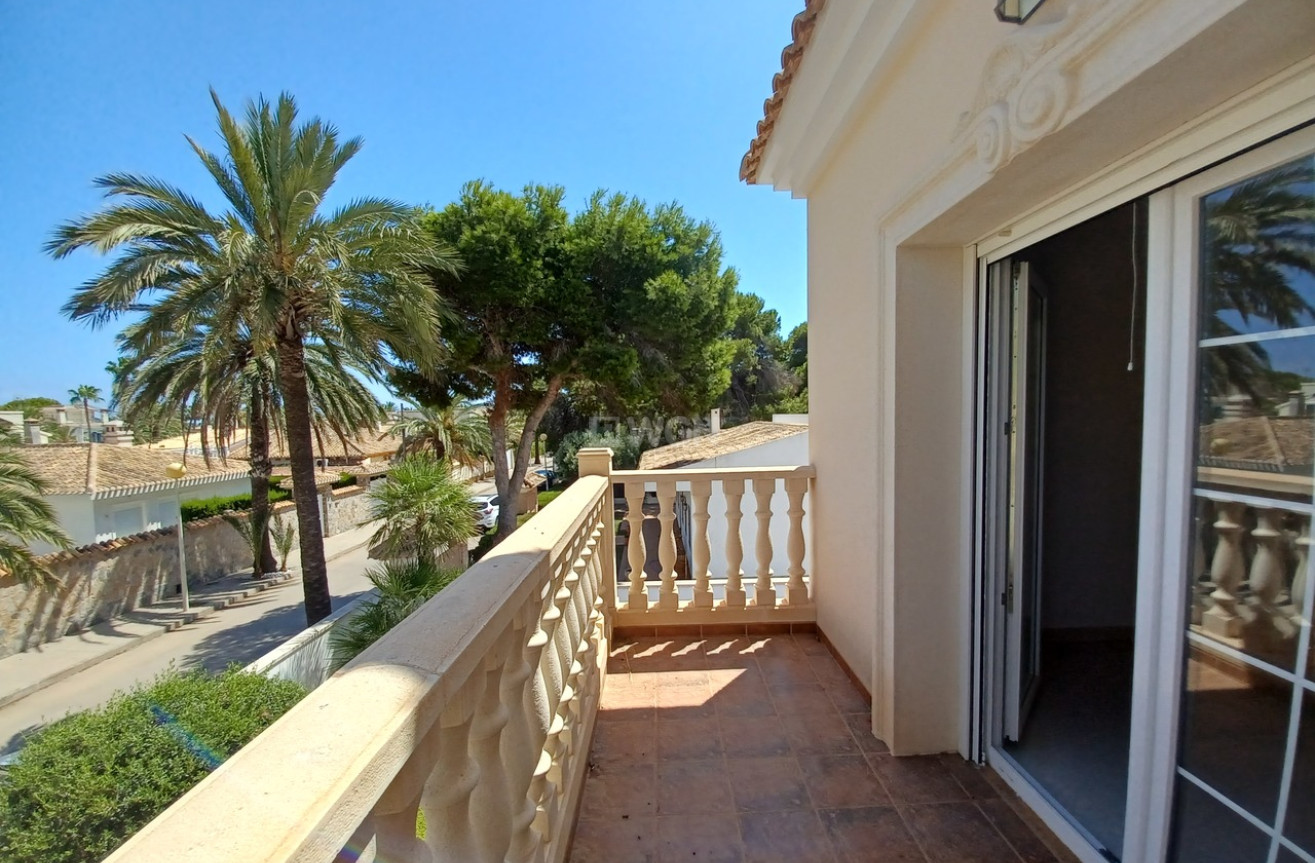 Odsprzedaż - Villa - Cabo Roig - Costa Blanca