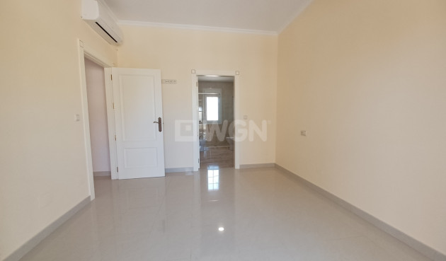 Odsprzedaż - Villa - Cabo Roig - Costa Blanca