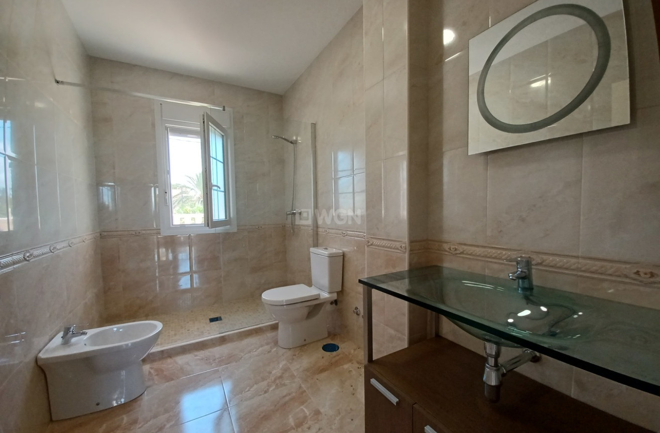 Odsprzedaż - Villa - Cabo Roig - Costa Blanca