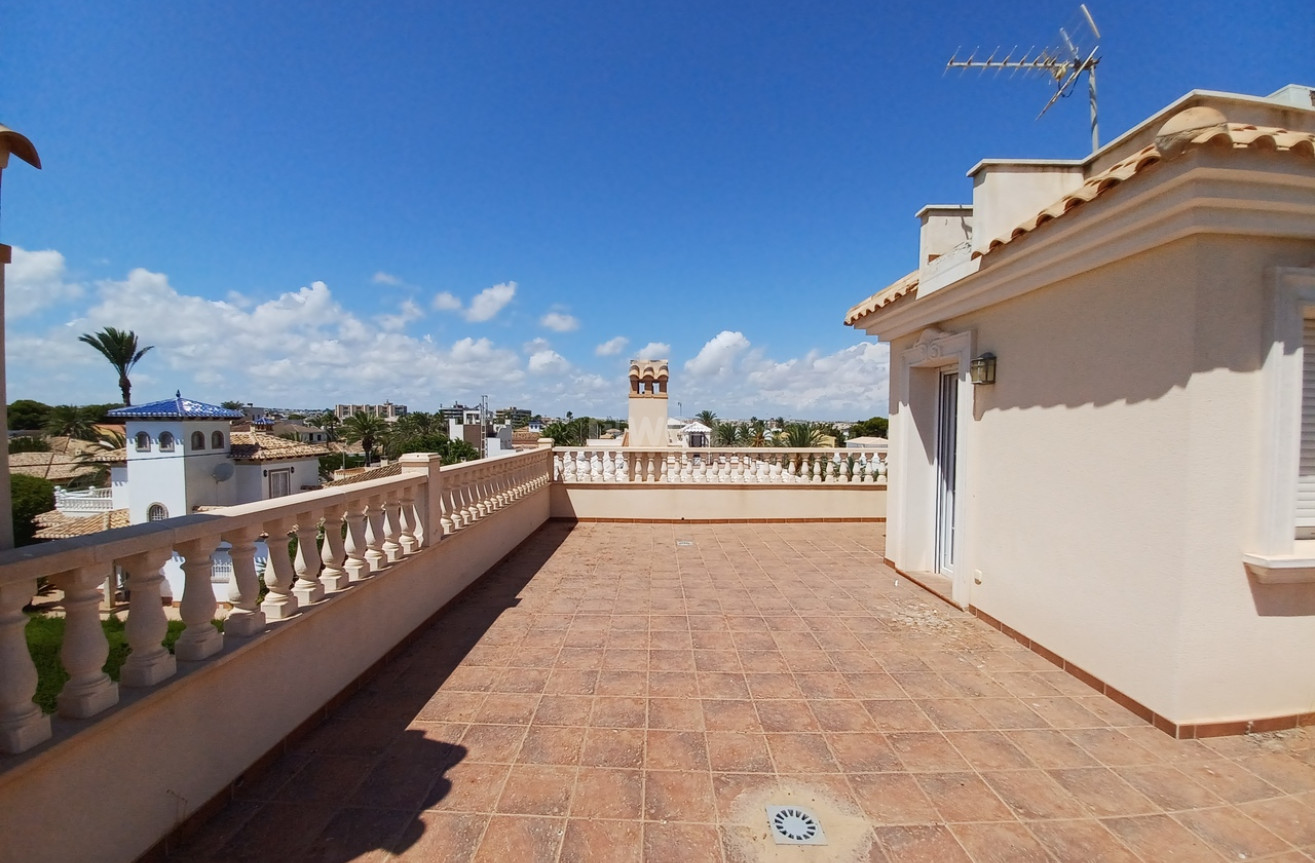 Odsprzedaż - Villa - Cabo Roig - Costa Blanca