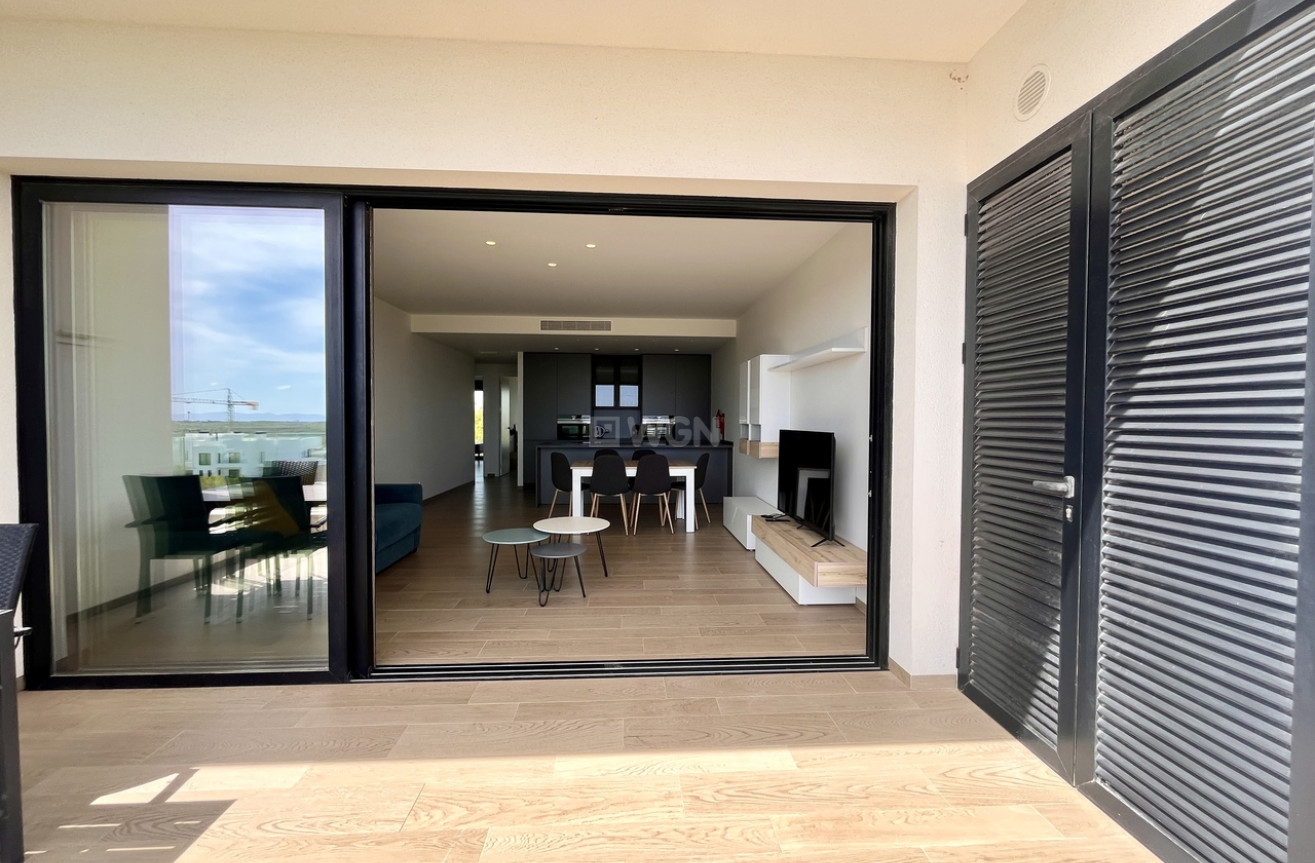 Odsprzedaż - Mieszkanie w bloku - Las Colinas Golf - Costa Blanca