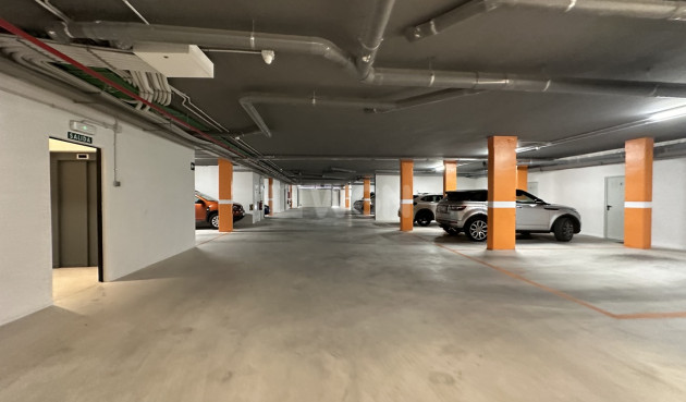 Odsprzedaż - Mieszkanie w bloku - Las Colinas Golf - Costa Blanca