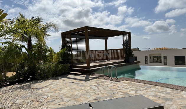 Odsprzedaż - Mieszkanie w bloku - Las Colinas Golf - Costa Blanca