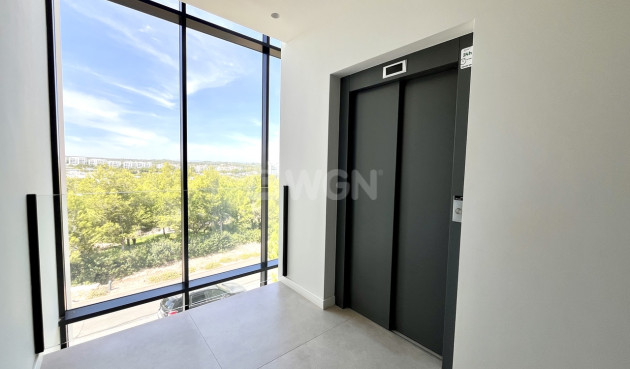 Odsprzedaż - Mieszkanie w bloku - Las Colinas Golf - Costa Blanca