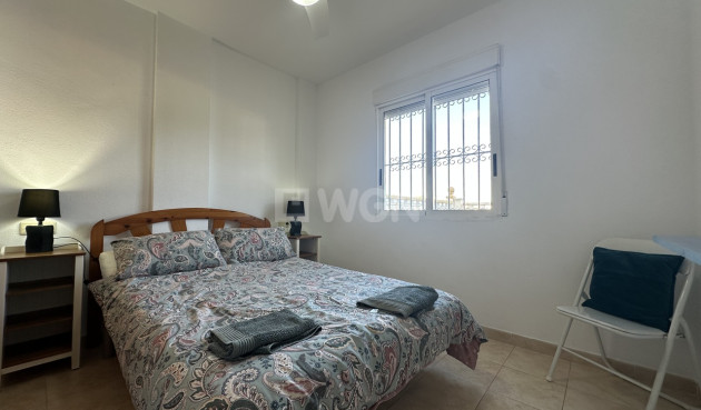 Odsprzedaż - Mieszkanie w bloku - La Zenia - Costa Blanca