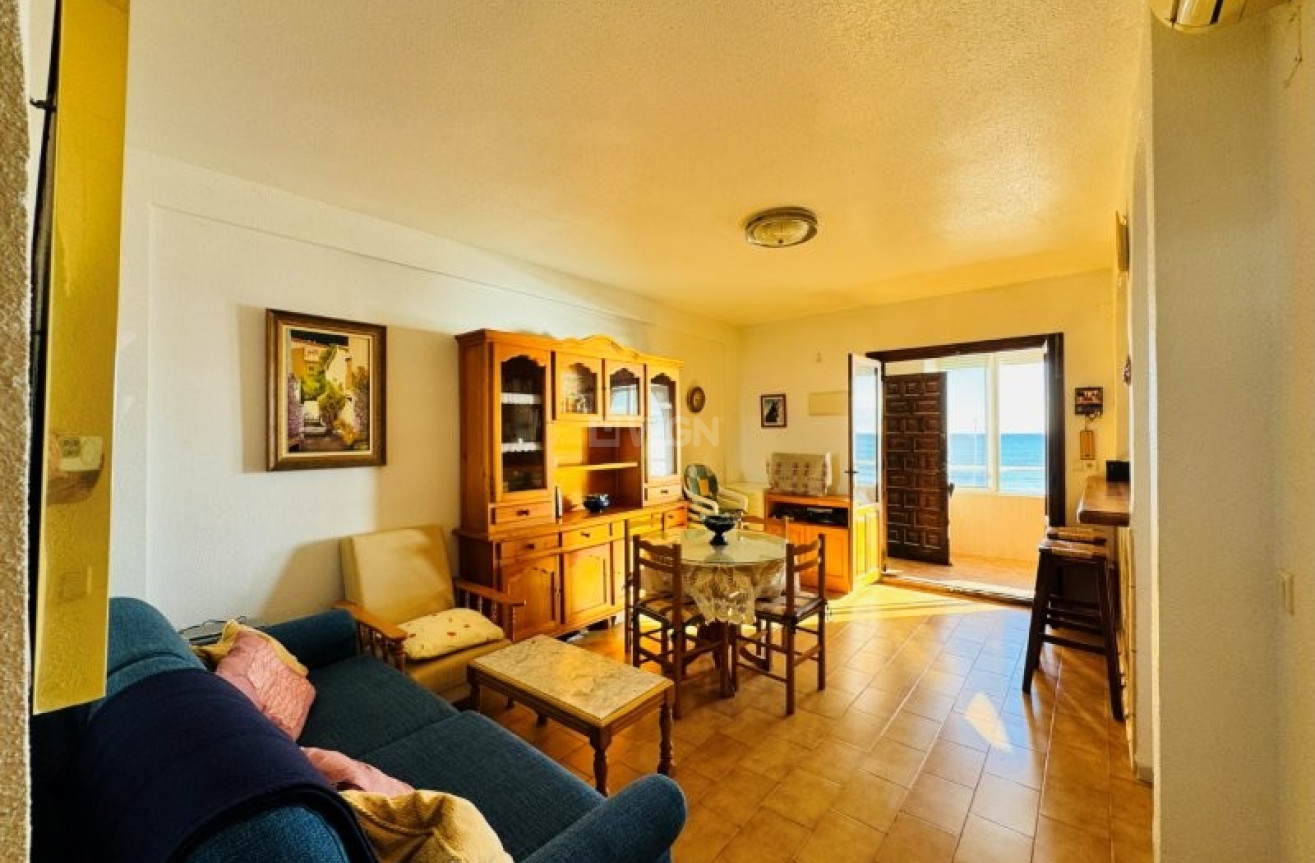 Odsprzedaż - Mieszkanie w bloku - La Mata - Costa Blanca