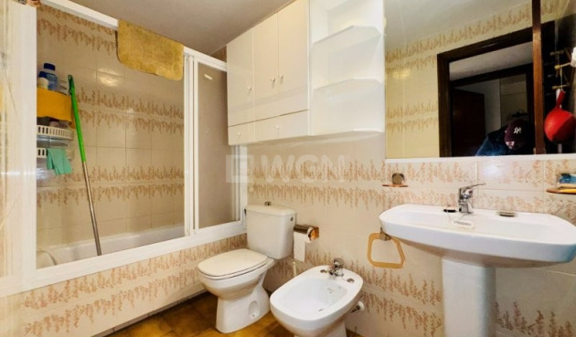 Odsprzedaż - Mieszkanie w bloku - La Mata - Costa Blanca