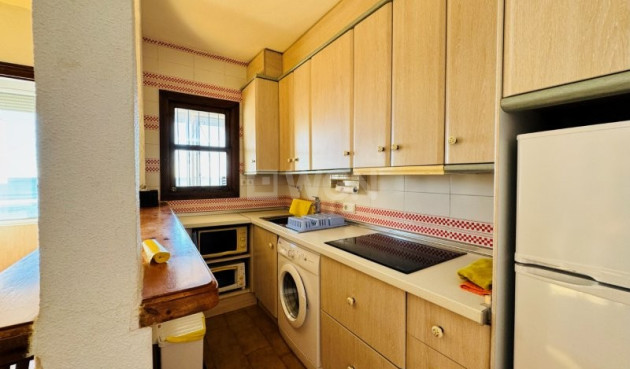 Odsprzedaż - Mieszkanie w bloku - La Mata - Costa Blanca