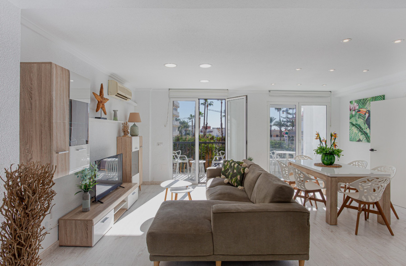 Odsprzedaż - Mieszkanie w bloku - Torrevieja - Costa Blanca