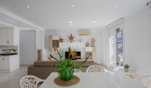 Odsprzedaż - Mieszkanie w bloku - Torrevieja - Costa Blanca