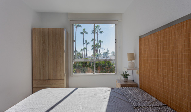 Odsprzedaż - Mieszkanie w bloku - Torrevieja - Costa Blanca