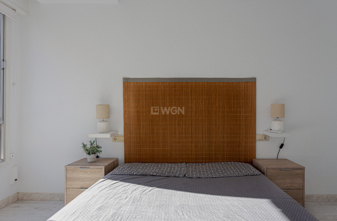 Odsprzedaż - Mieszkanie w bloku - Torrevieja - Costa Blanca