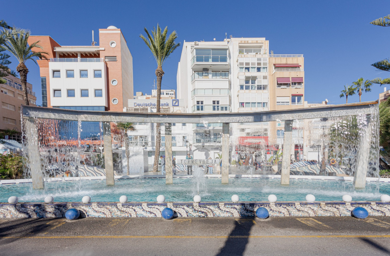 Odsprzedaż - Mieszkanie w bloku - Torrevieja - Costa Blanca
