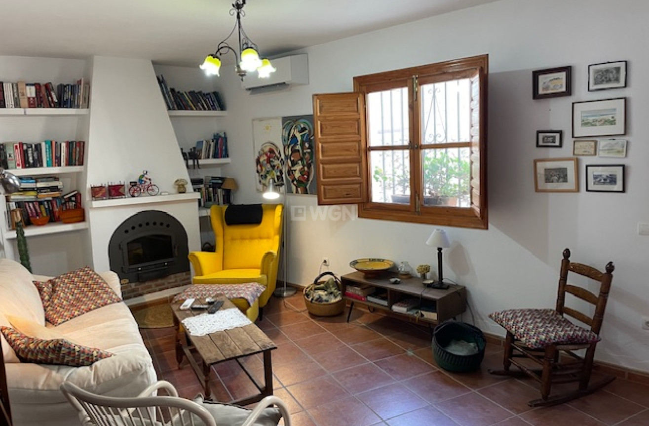 Odsprzedaż - Kamienica - Canillas de Albaida - Inland