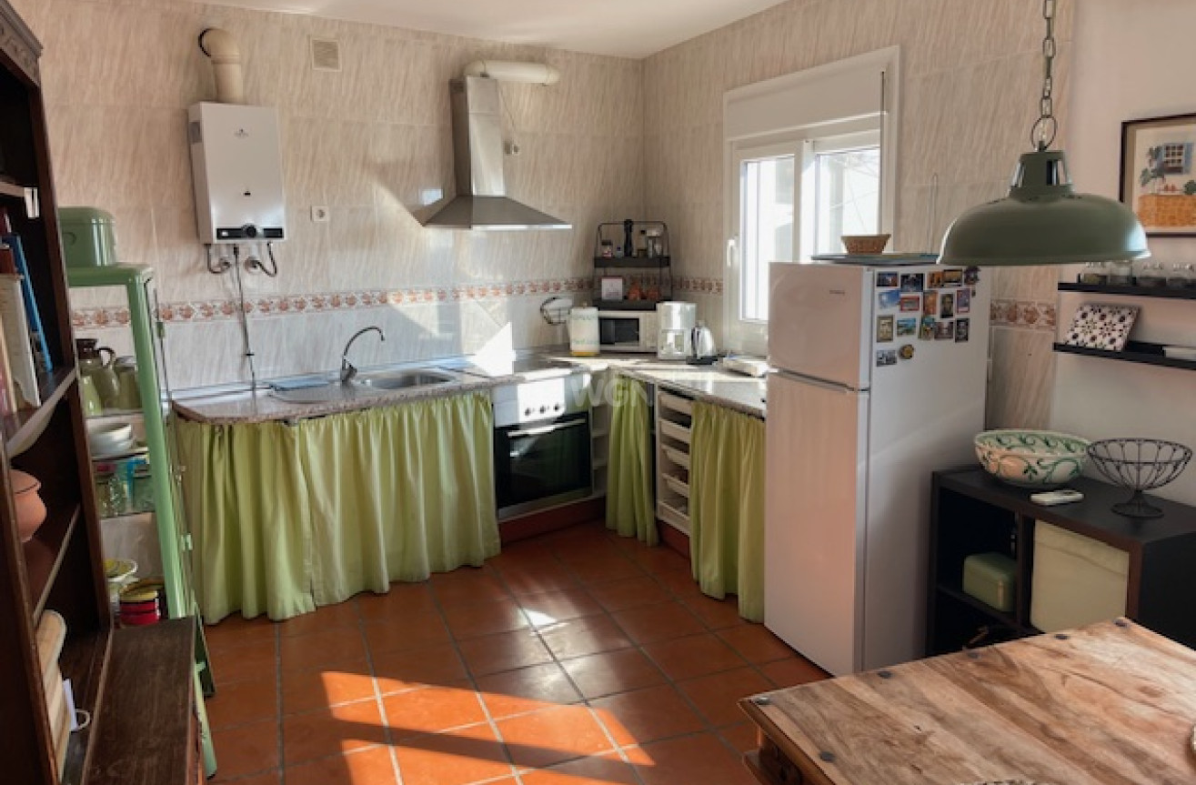 Odsprzedaż - Kamienica - Canillas de Albaida - Inland