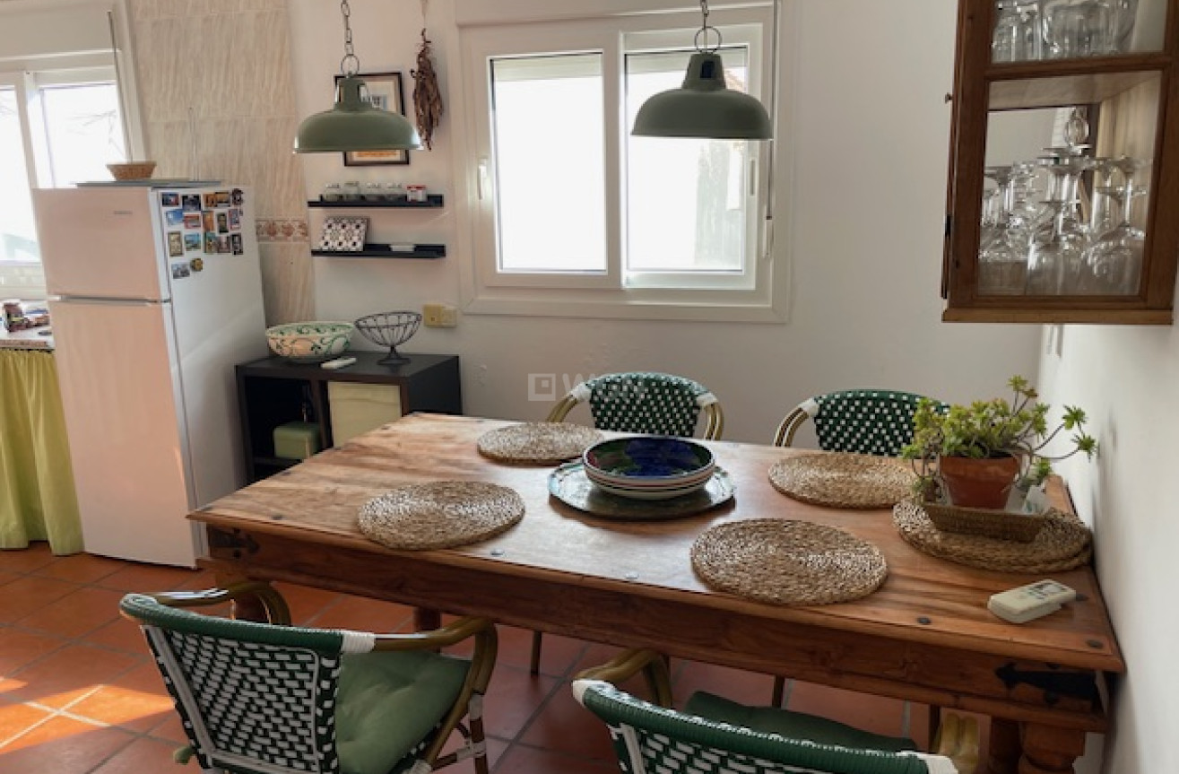 Odsprzedaż - Kamienica - Canillas de Albaida - Inland