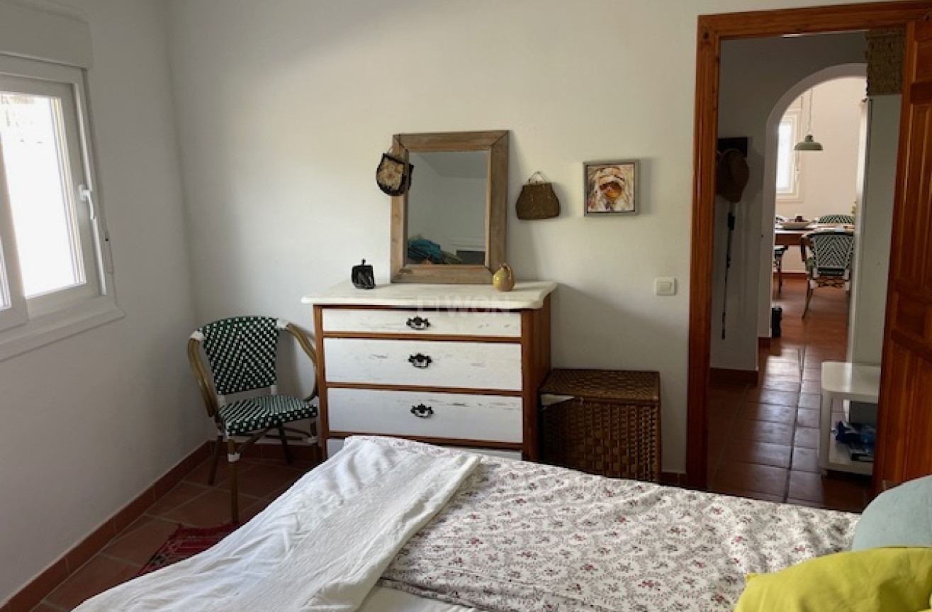 Odsprzedaż - Kamienica - Canillas de Albaida - Inland