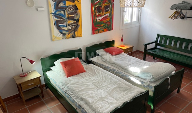 Odsprzedaż - Kamienica - Canillas de Albaida - Inland