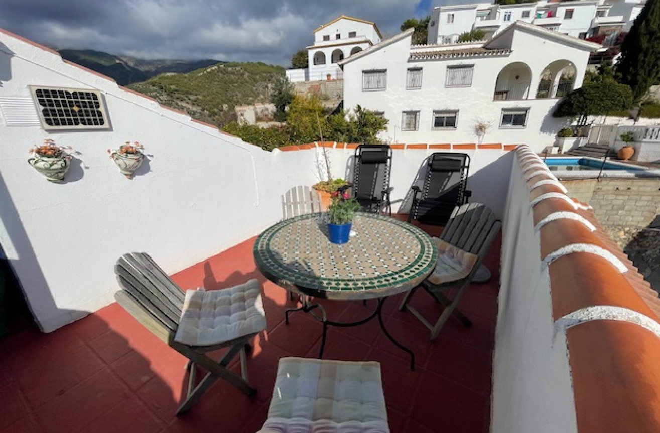 Odsprzedaż - Kamienica - Canillas de Albaida - Inland