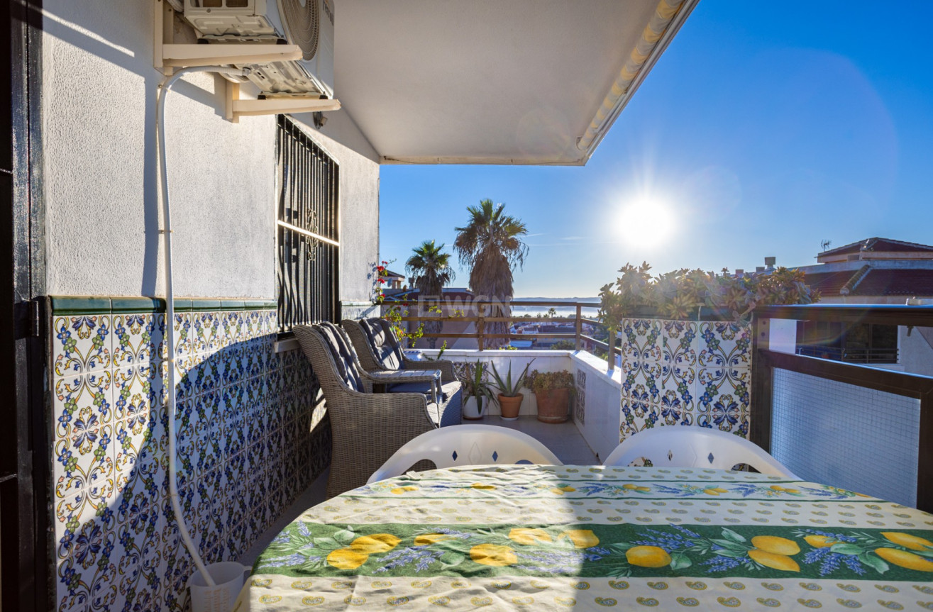 Resale - Apartment / flat - Torrevieja - Costa Blanca