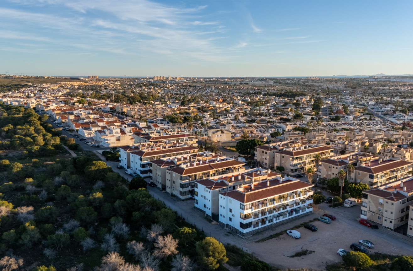 Resale - Apartment / flat - Torrevieja - Costa Blanca