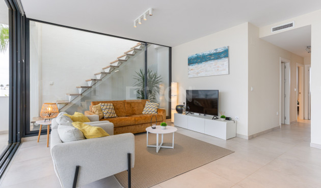 Odsprzedaż - Mieszkanie w bloku - Mar de Cristal - Costa Calida