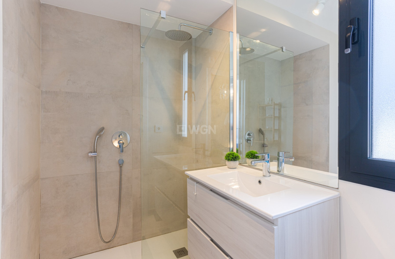 Odsprzedaż - Mieszkanie w bloku - Mar de Cristal - Costa Calida