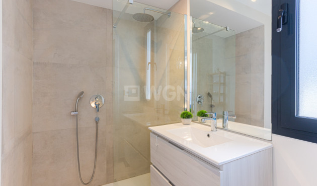 Odsprzedaż - Mieszkanie w bloku - Mar de Cristal - Costa Calida