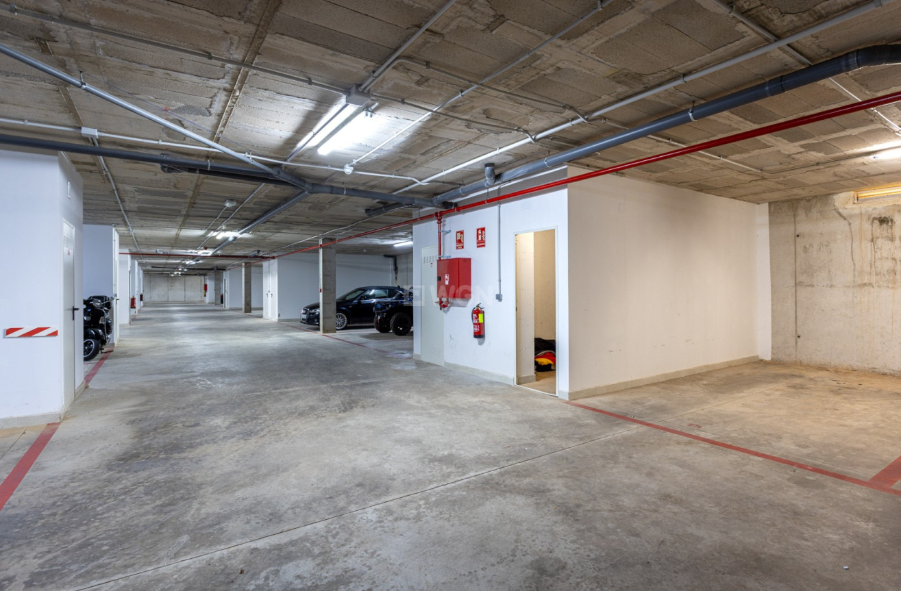 Odsprzedaż - Mieszkanie w bloku - Mar de Cristal - Costa Calida