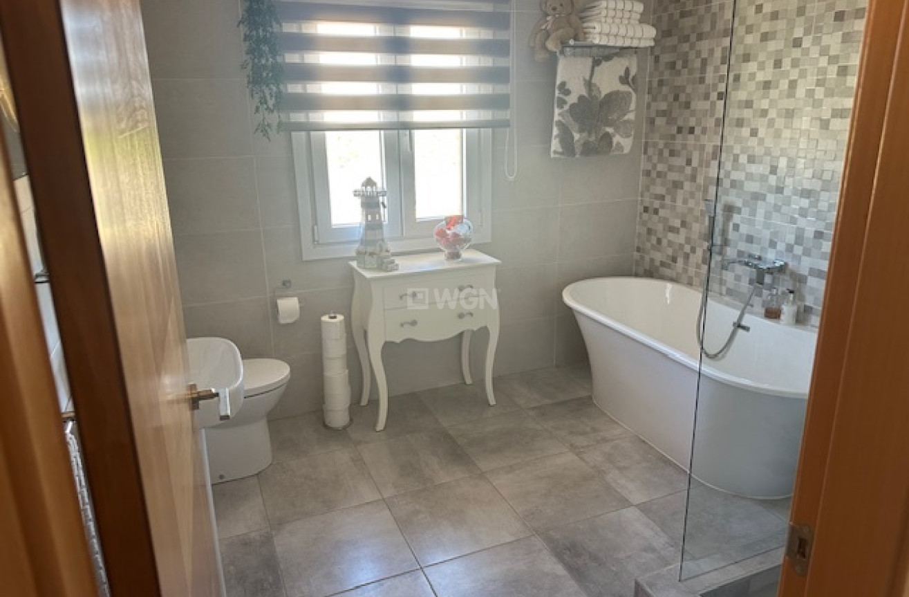 Odsprzedaż - Villa - San Miguel de Salinas