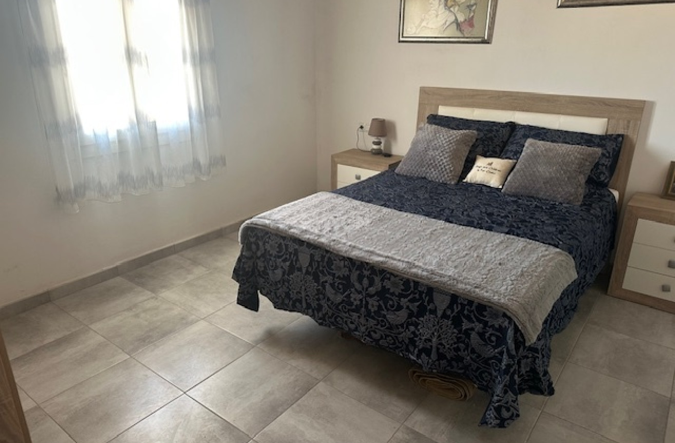 Odsprzedaż - Villa - San Miguel de Salinas