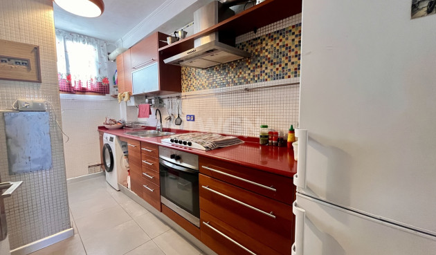 Odsprzedaż - Mieszkanie w bloku - Torrevieja - Costa Blanca