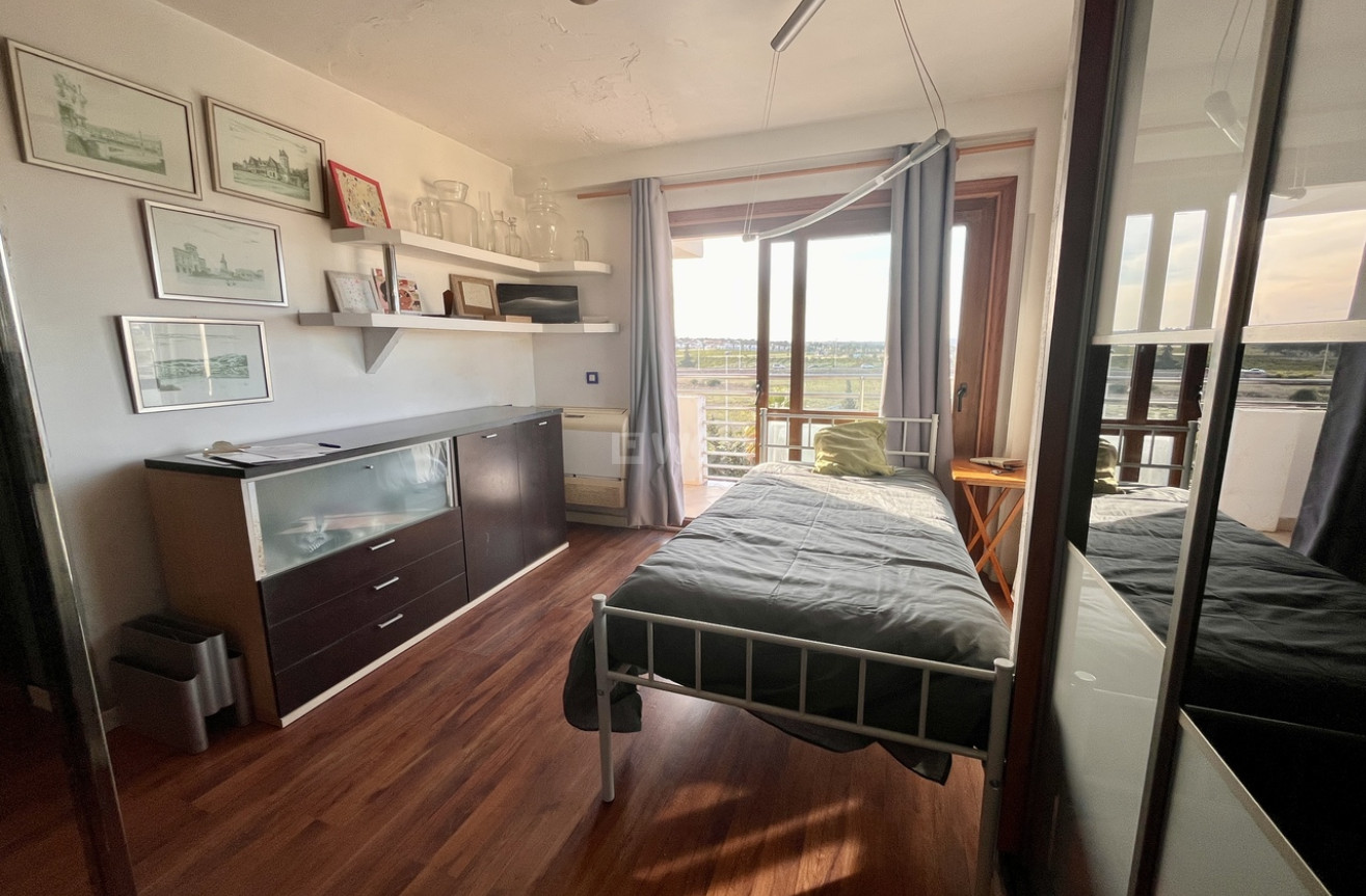 Odsprzedaż - Mieszkanie w bloku - Torrevieja - Costa Blanca