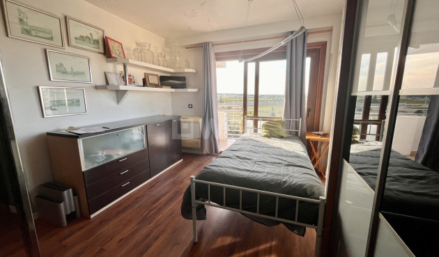 Odsprzedaż - Mieszkanie w bloku - Torrevieja - Costa Blanca