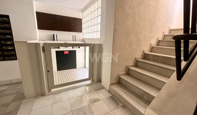 Odsprzedaż - Mieszkanie w bloku - Torrevieja - Costa Blanca