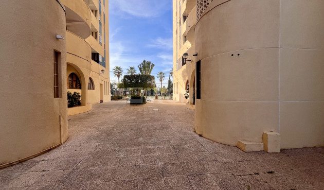 Odsprzedaż - Mieszkanie w bloku - Torrevieja - Costa Blanca