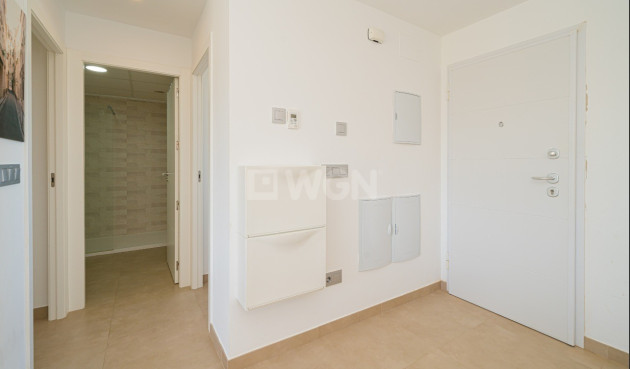 Odsprzedaż - Mieszkanie w bloku - Vistabella Golf Entre Naranjos - Inland