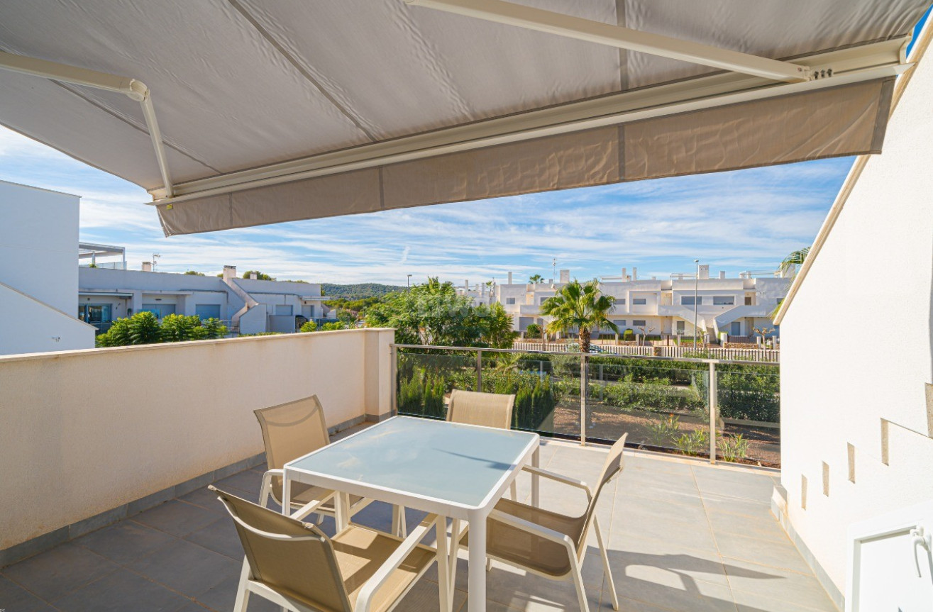 Odsprzedaż - Mieszkanie w bloku - Vistabella Golf Entre Naranjos - Inland