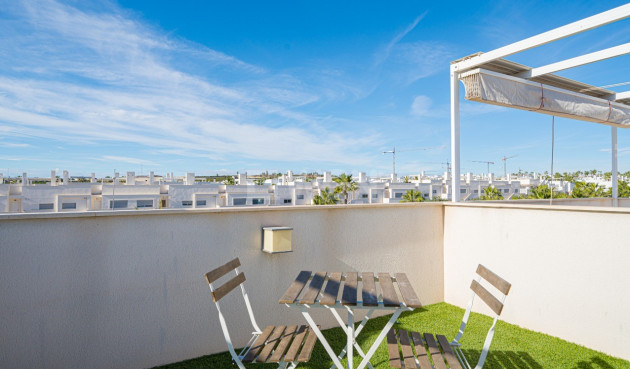 Odsprzedaż - Mieszkanie w bloku - Vistabella Golf Entre Naranjos - Inland