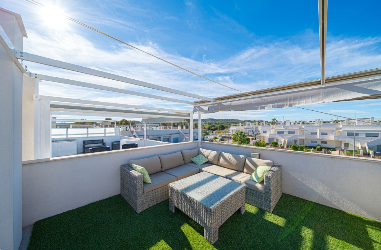 Odsprzedaż - Mieszkanie w bloku - Vistabella Golf Entre Naranjos - Inland