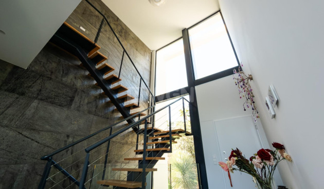 Odsprzedaż - Villa - Orihuela - Las Colinas Golf