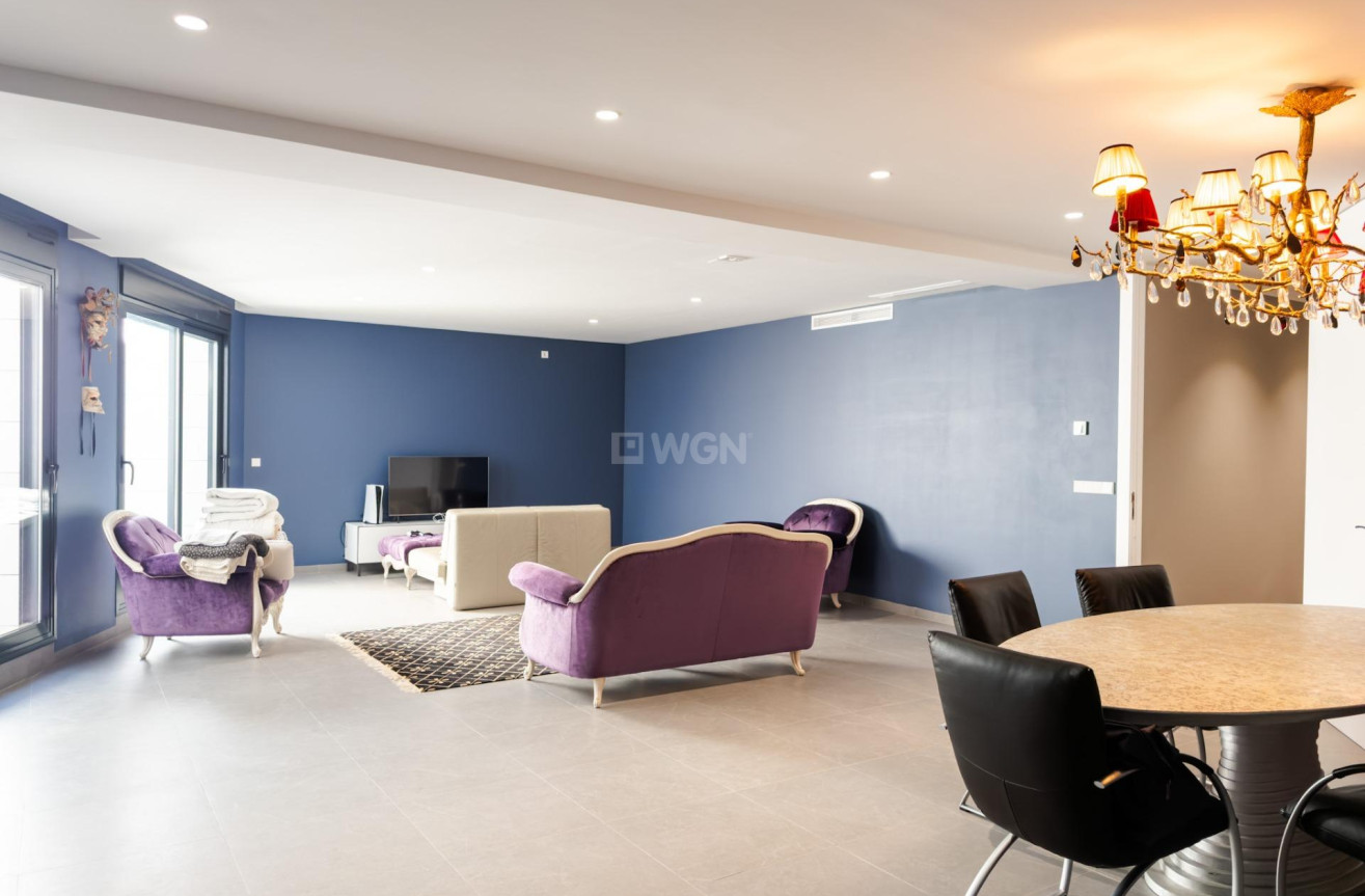 Odsprzedaż - Villa - Orihuela - Las Colinas Golf