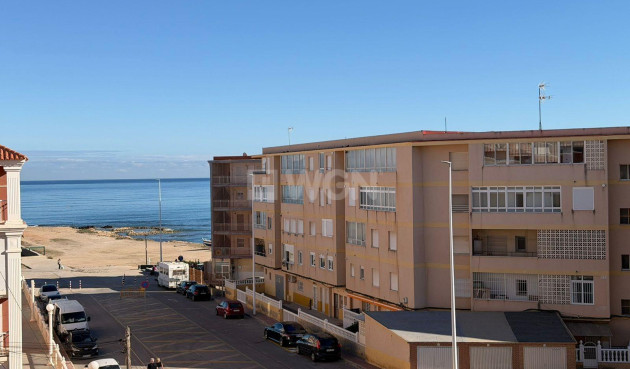 Odsprzedaż - Mieszkanie w bloku - Torrevieja - La Mata