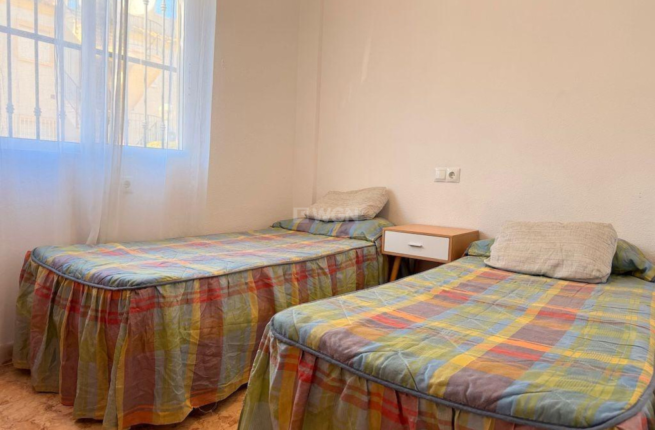 Odsprzedaż - Bungalow - Orihuela Costa - Costa Blanca