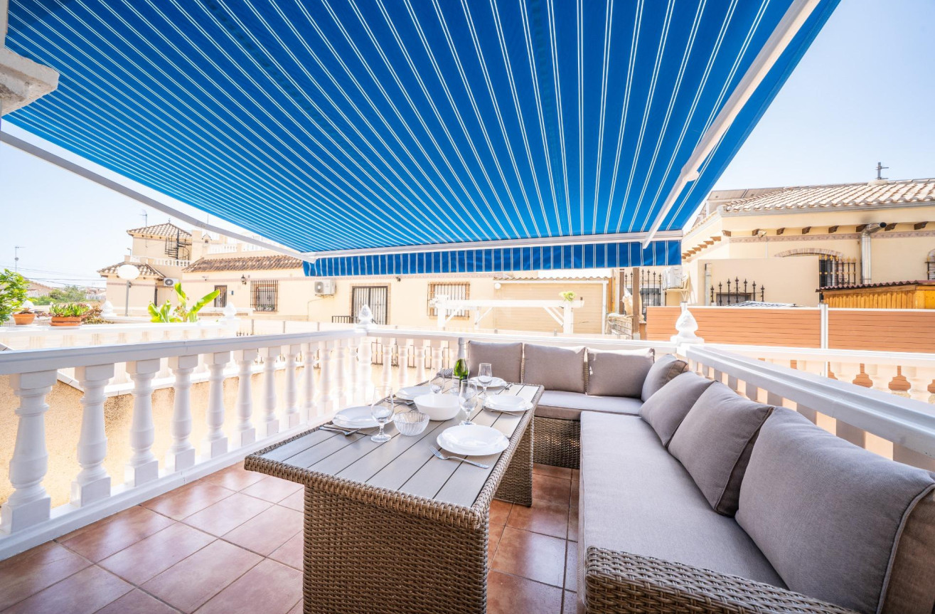 Odsprzedaż - Villa - Orihuela Costa - Los Almendros-la Florida