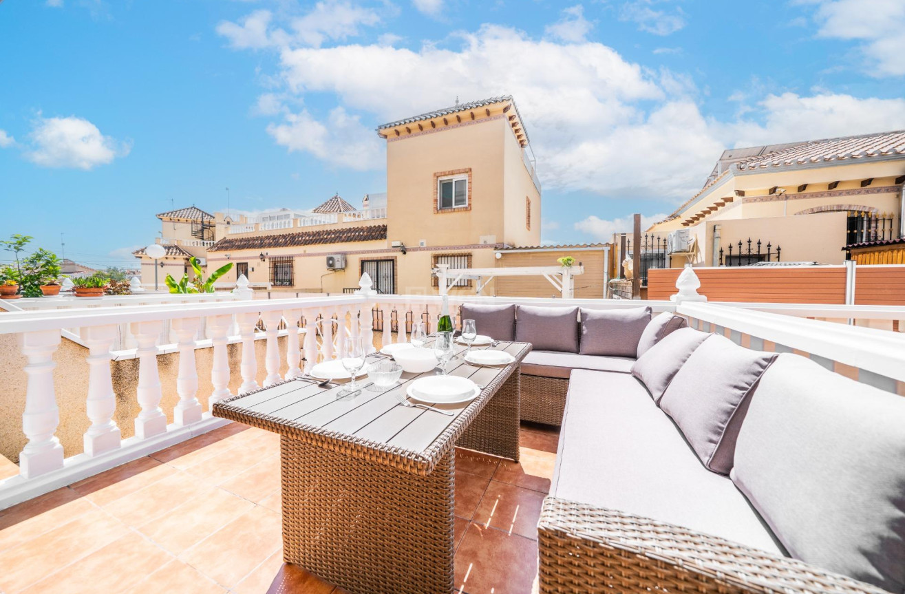 Odsprzedaż - Villa - Orihuela Costa - Los Almendros-la Florida