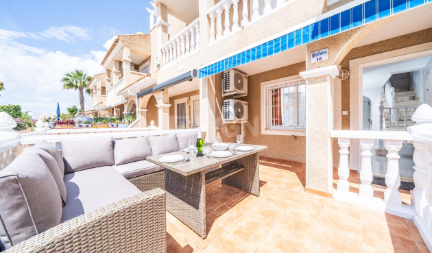 Odsprzedaż - Villa - Orihuela Costa - Los Almendros-la Florida