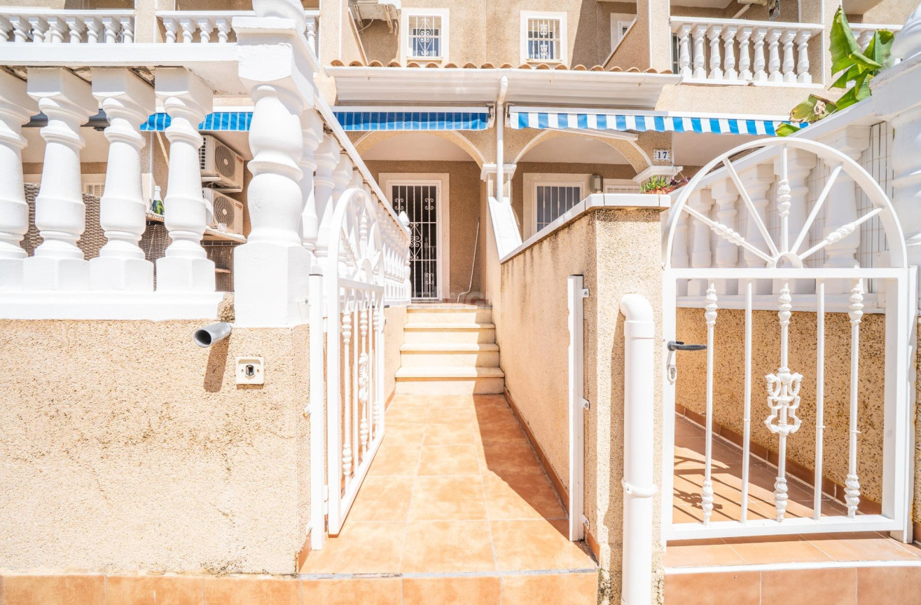 Odsprzedaż - Villa - Orihuela Costa - Los Almendros-la Florida