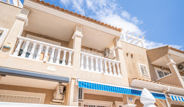 Odsprzedaż - Villa - Orihuela Costa - Los Almendros-la Florida